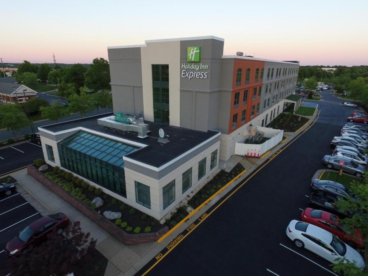 Holiday Inn Express Quantico - Stafford By Ihg Esterno foto