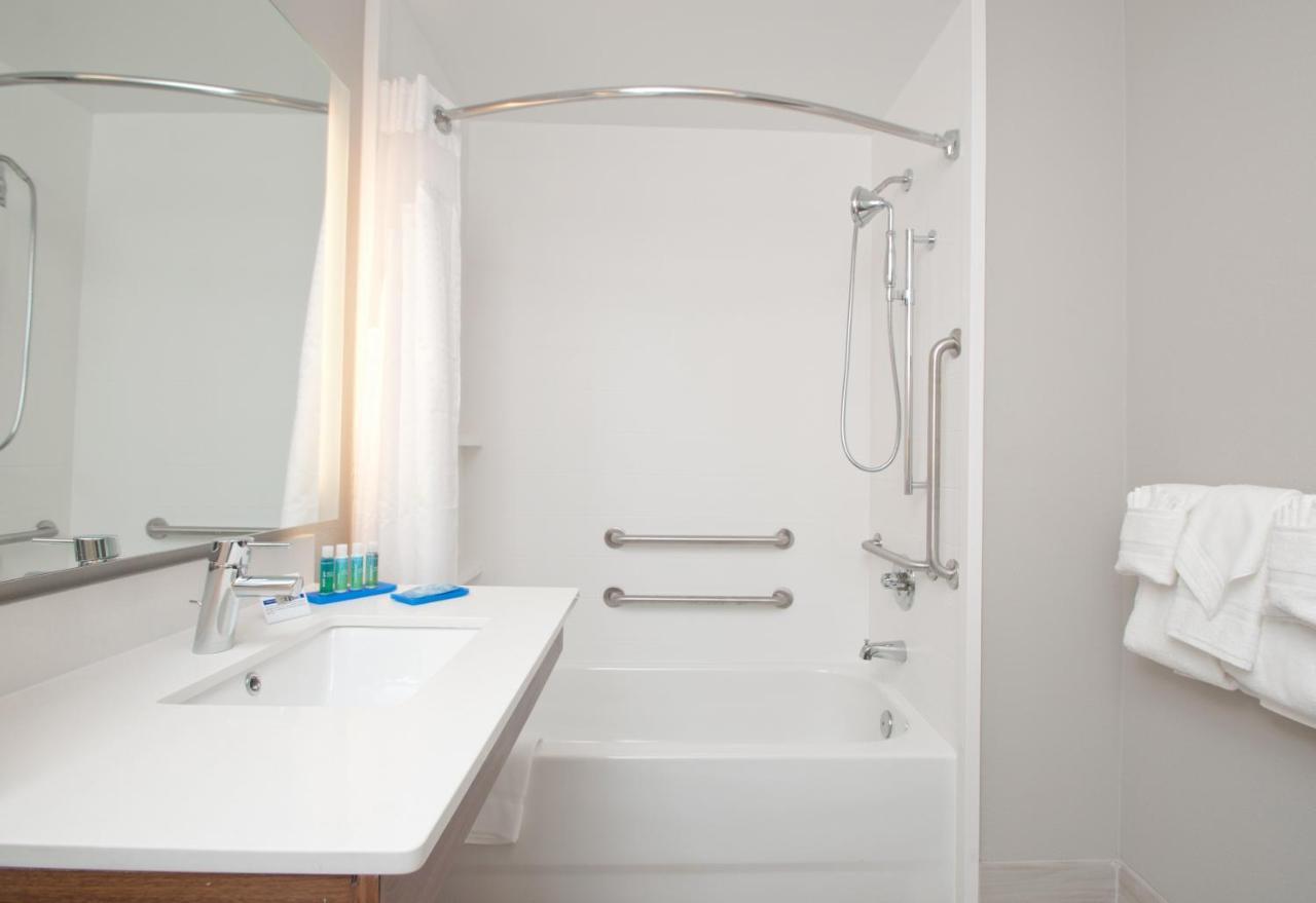 Holiday Inn Express Quantico - Stafford By Ihg Esterno foto