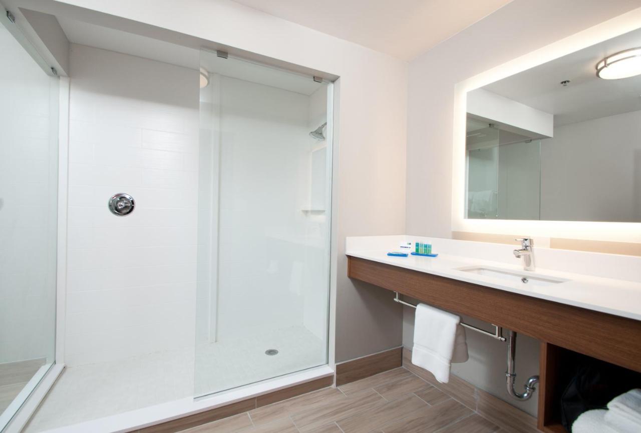 Holiday Inn Express Quantico - Stafford By Ihg Esterno foto